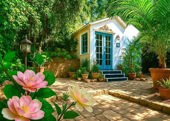 Hollywood Hills Guest House With Tree-Top Views Outdoor Patio And Garden